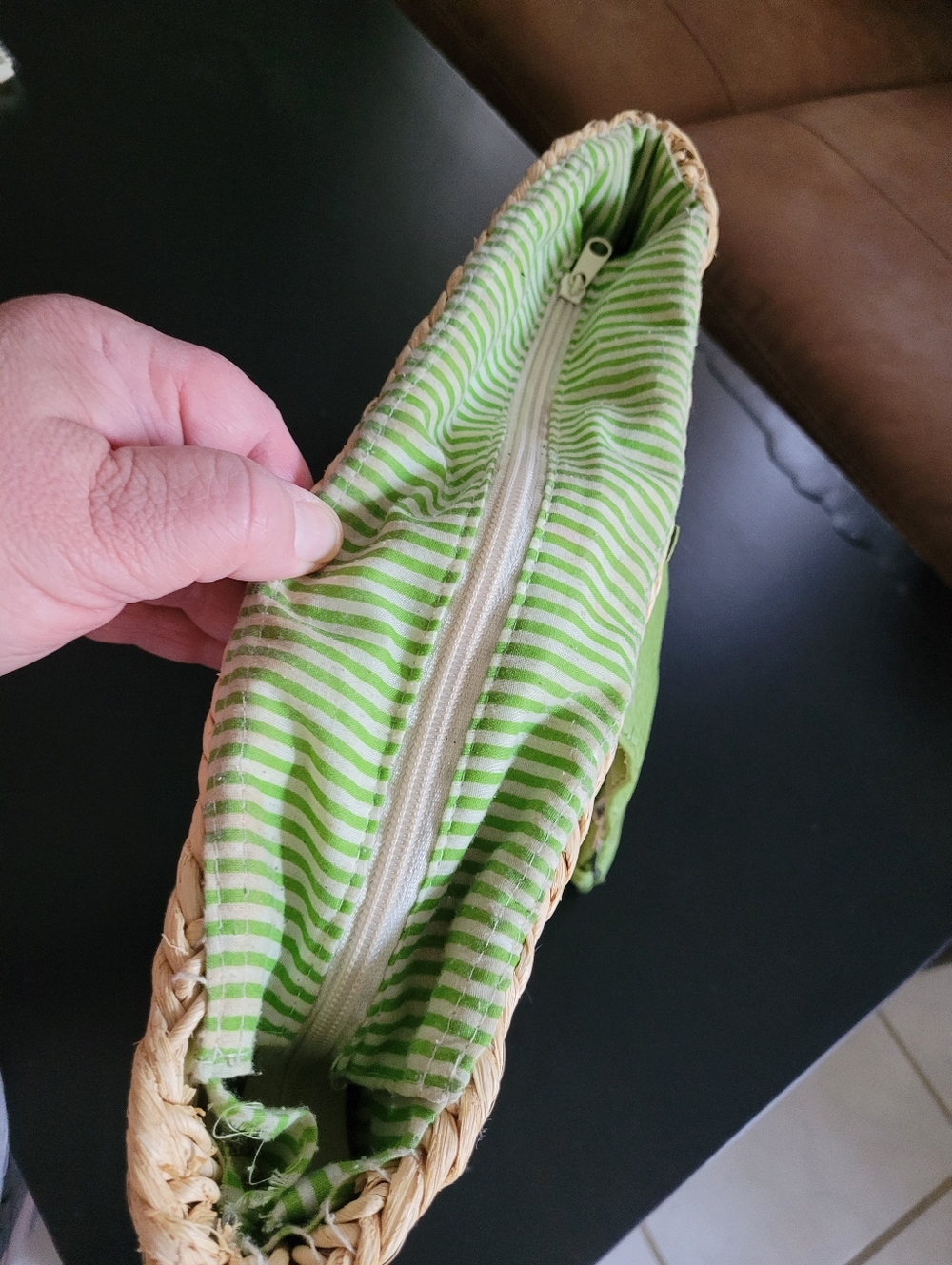 Green Trim Woven Straw Tote Bag - Picture 11 of 14